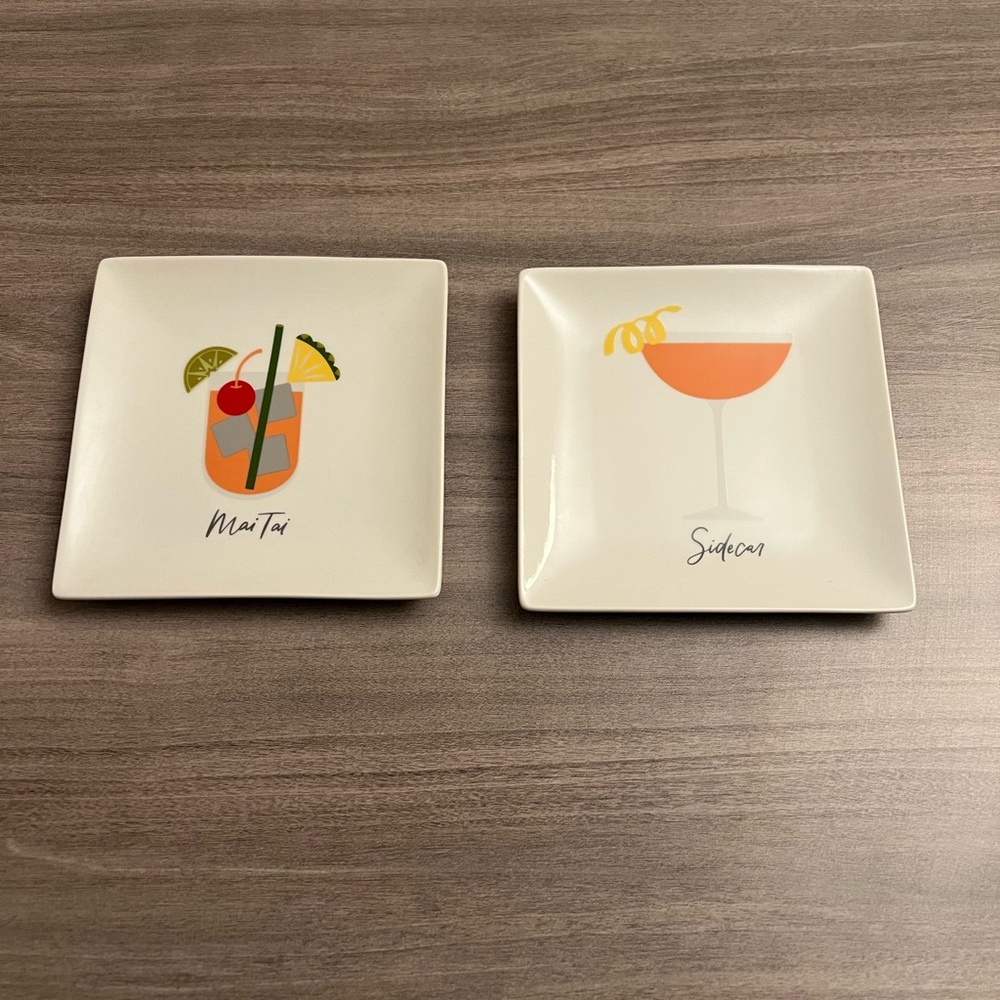 Crate&Barrel Cocktail Design Plates Set Of Two - Cream